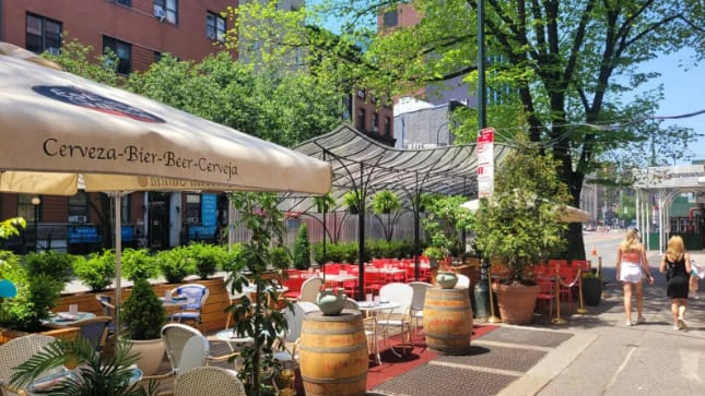 Restaurateurs, Advocates Beg Council To Keep All-Year Outdoor Dining